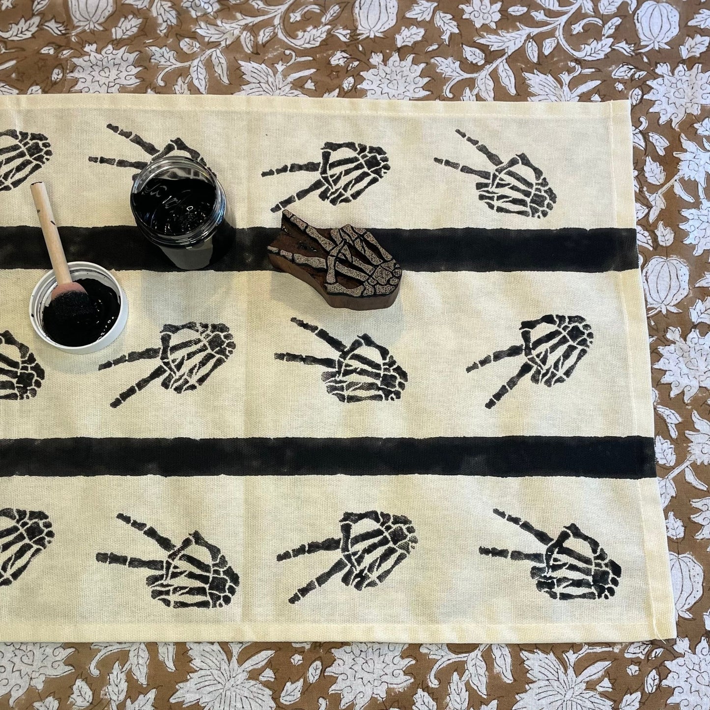 Skeleton Peace Sign Block Print Kit