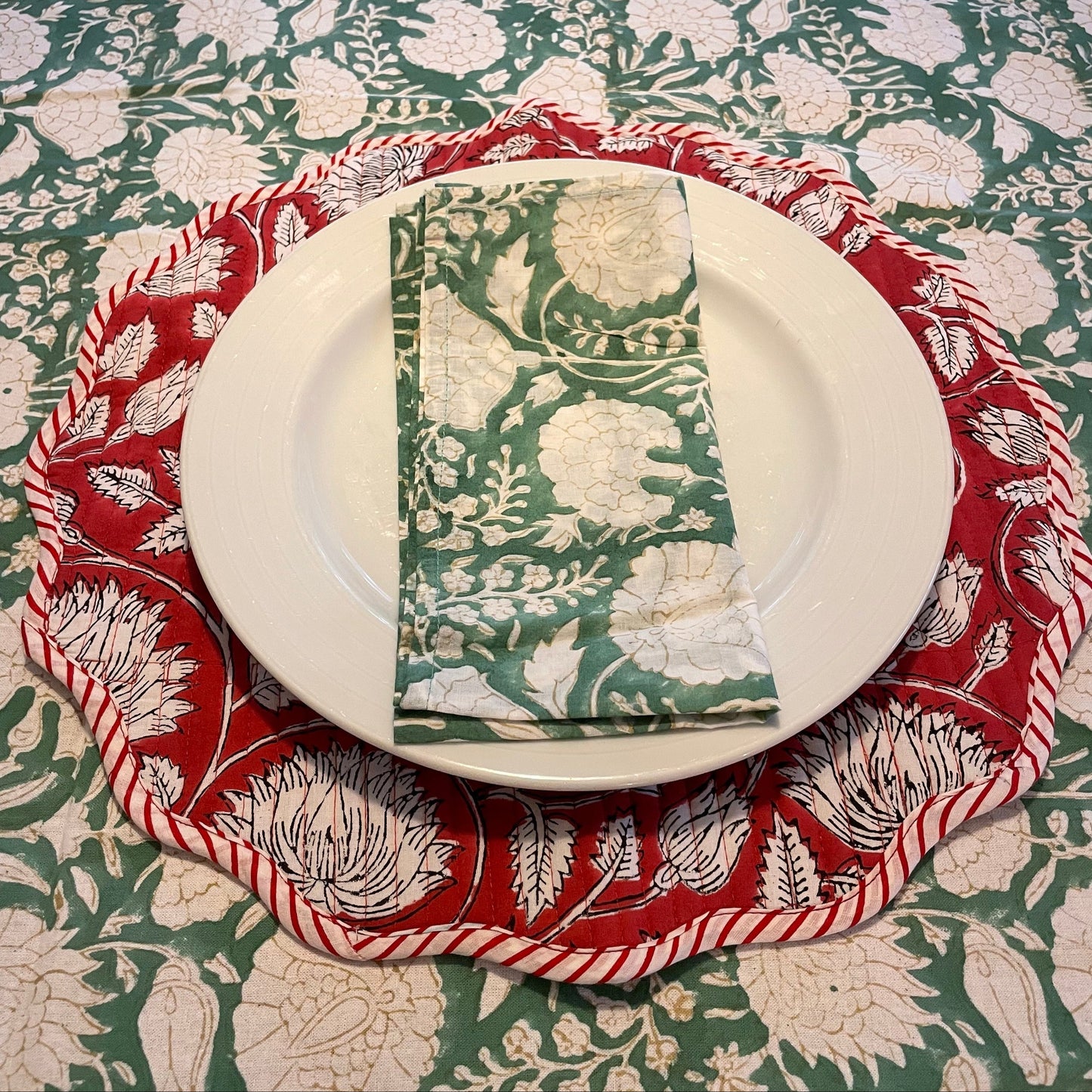 Ruby Round Placemats - Set of 4