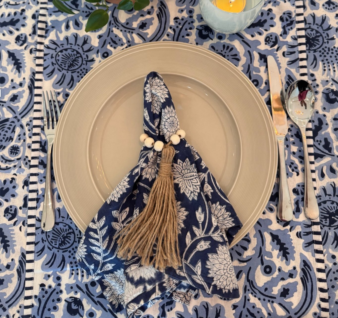 Blue table linen and napkins