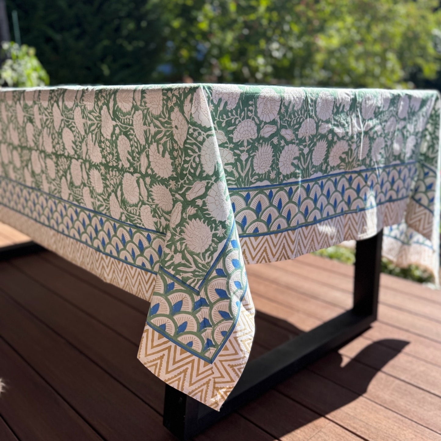 Peridot Rectangle Tablecloth