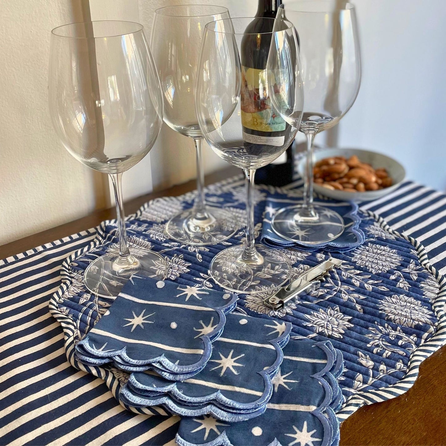 Holiday Star Embroidered Cocktail Napkin - Set of 4