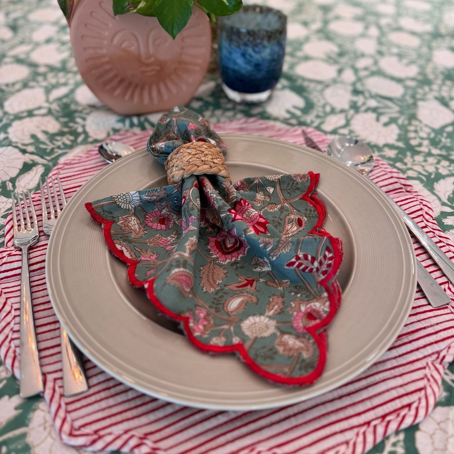 Joy Embroidered Napkin - Set of 4