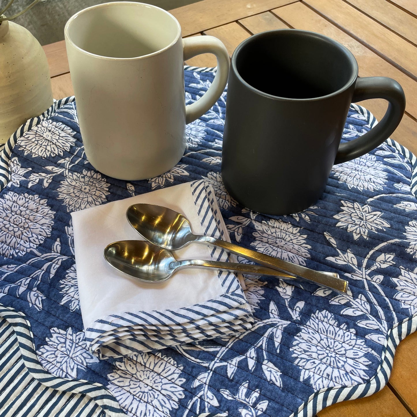 Spark Striped Edge Napkin - Set of 4