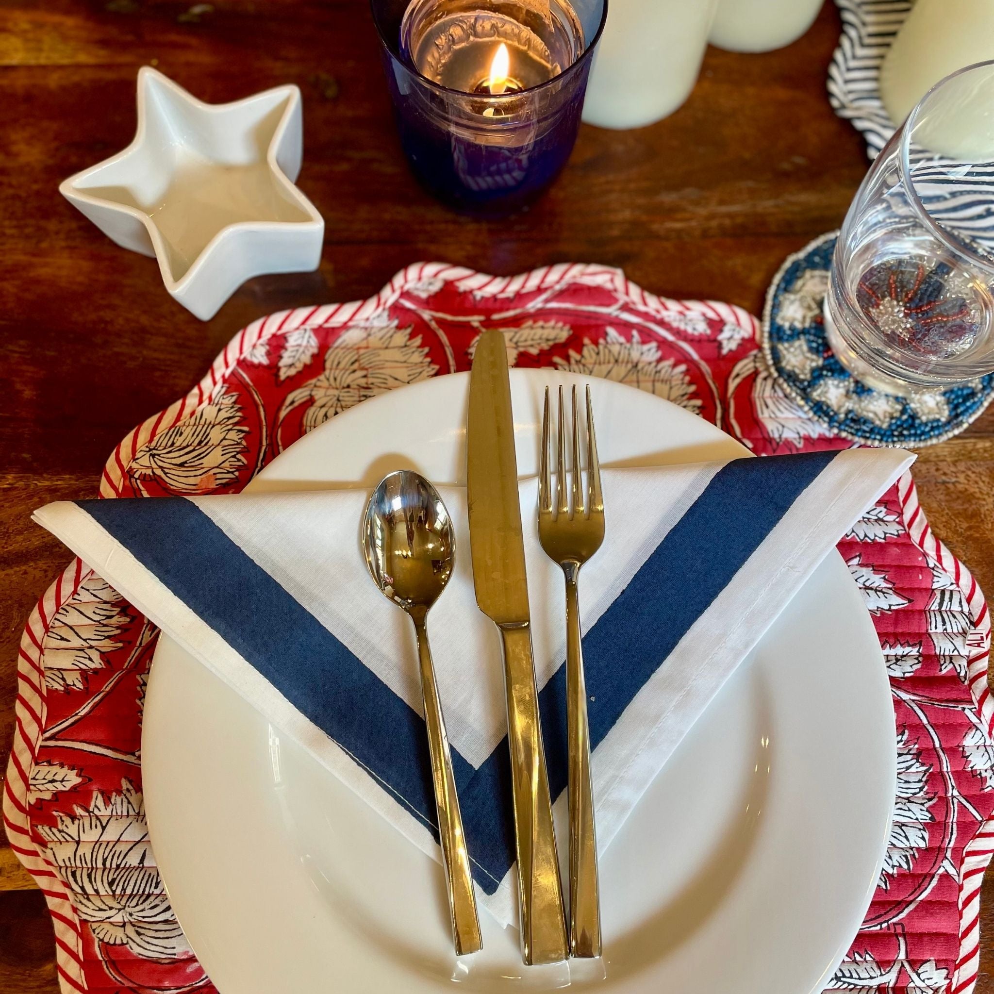 Red white and blue dining tablescape